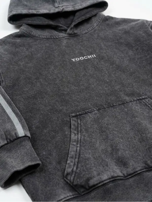 هودی Yoochi با خطوط روی آستین